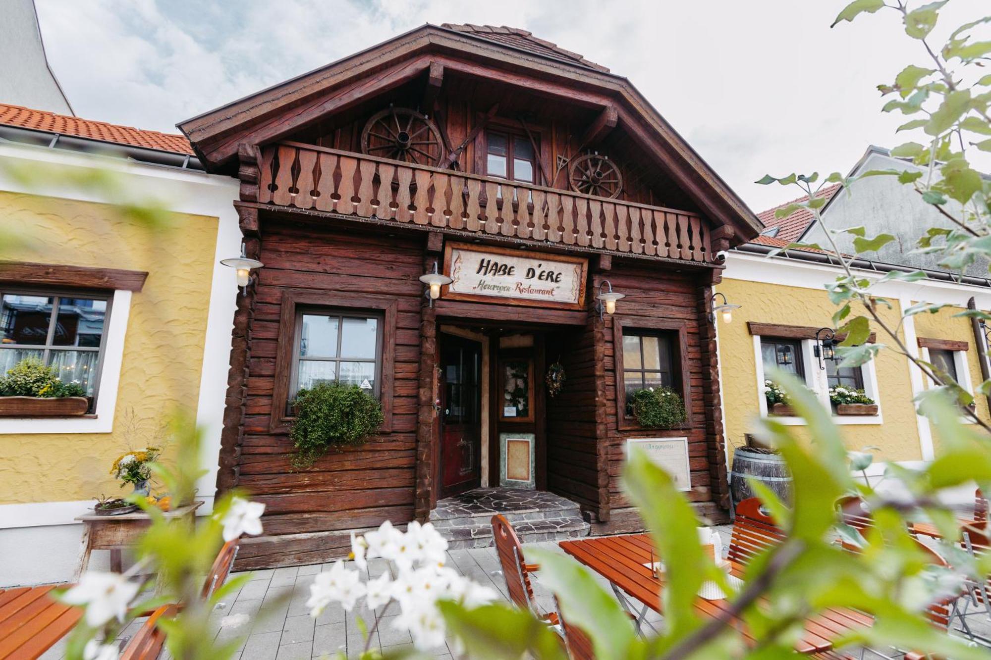 Hotel Schlof Guat Oberpullendorf Exterior photo
