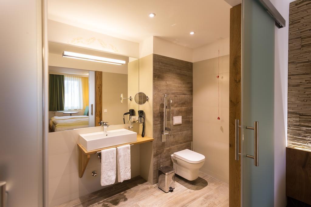 Hotel Schlof Guat Oberpullendorf Room photo