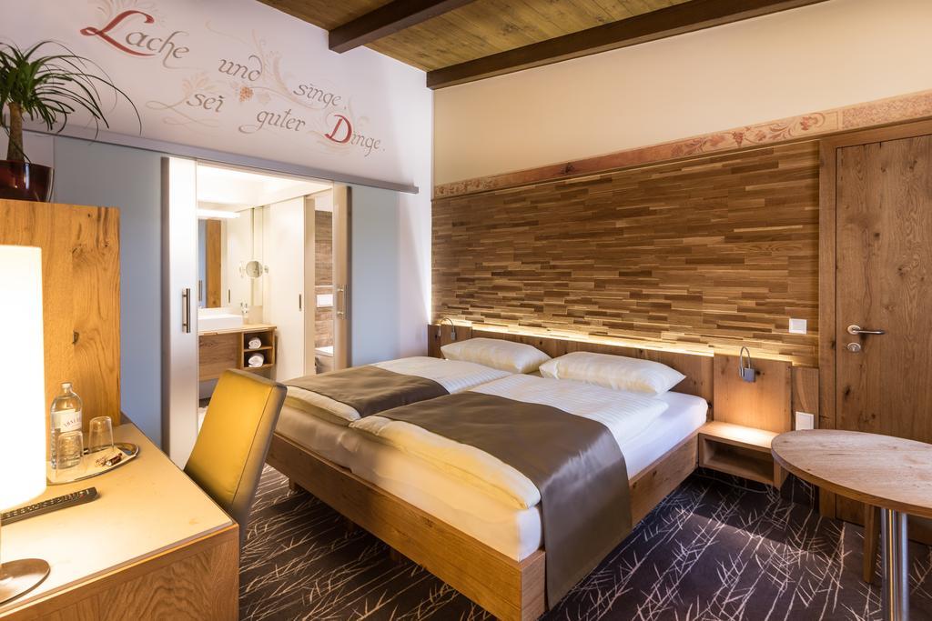 Hotel Schlof Guat Oberpullendorf Room photo
